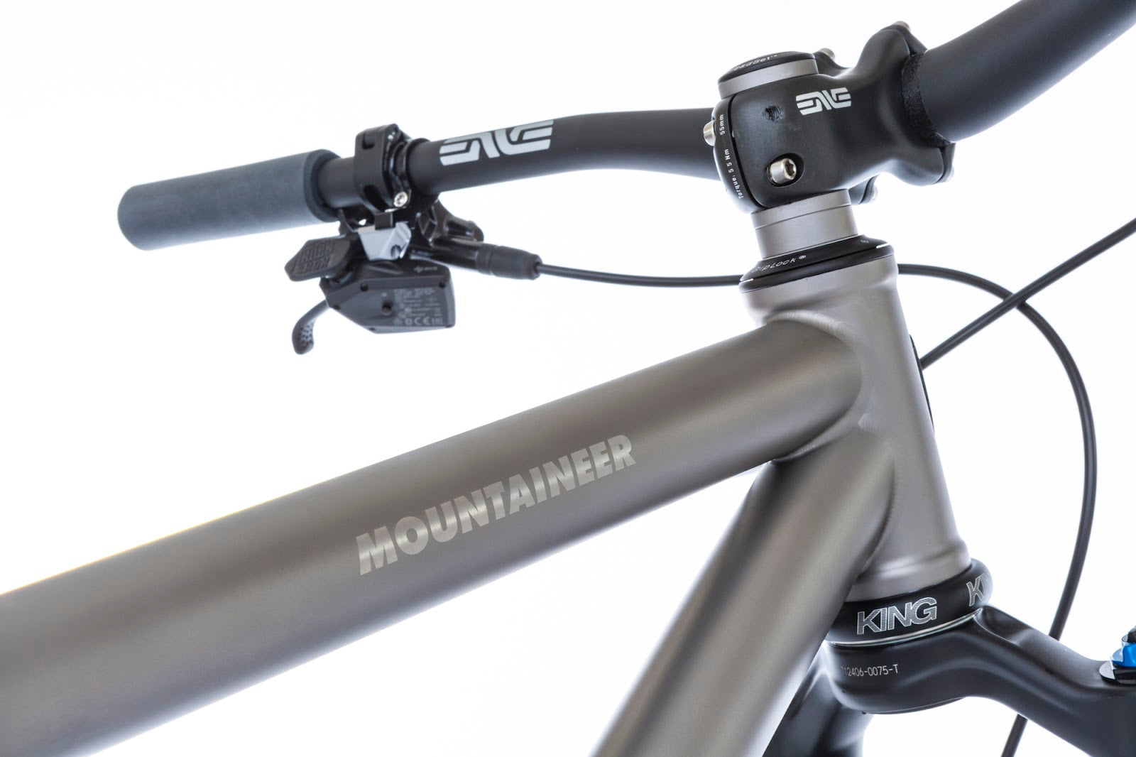 Moots Mountaineer MODERN GEOMETRY