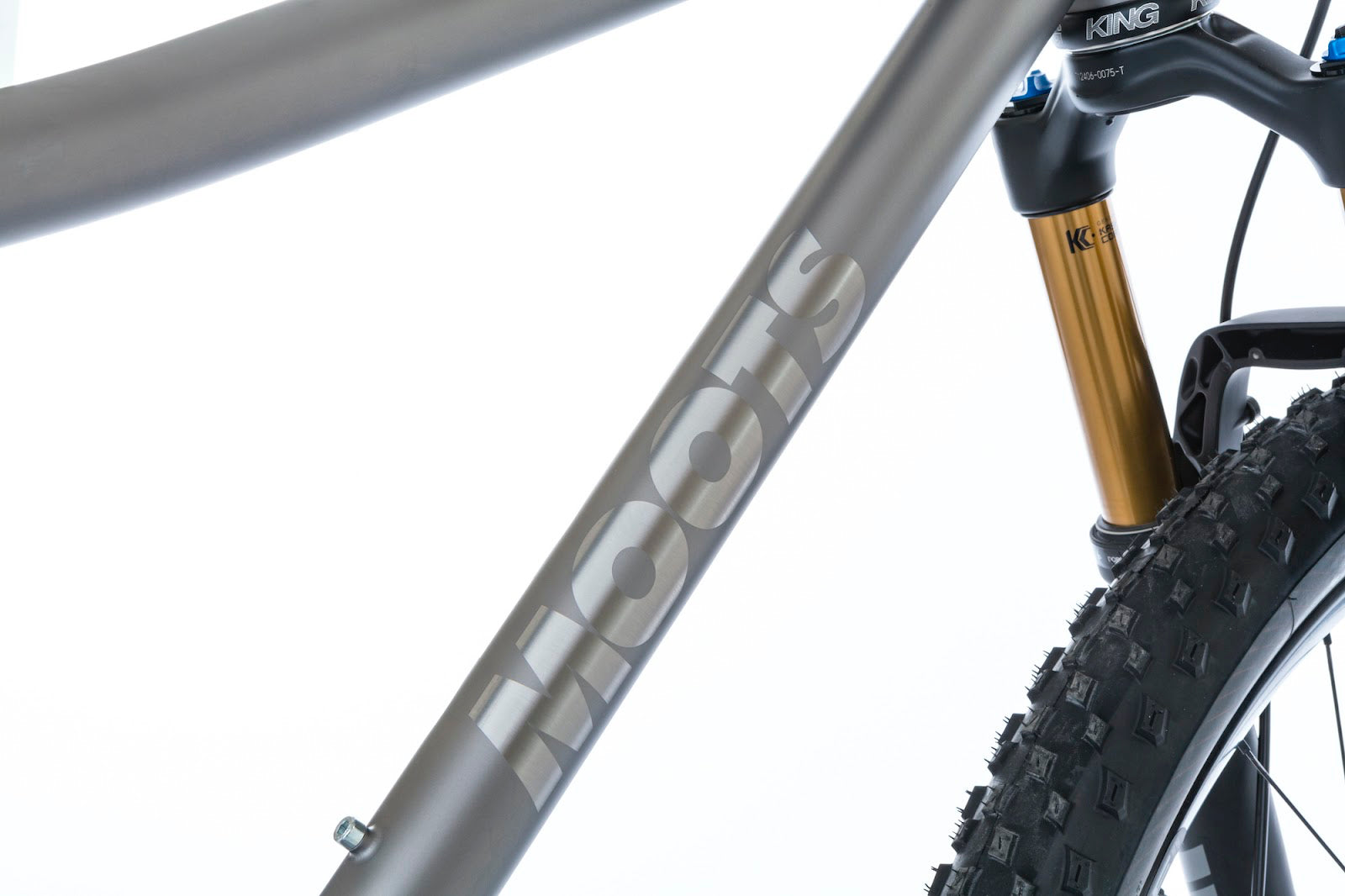 Moots Mountaineer OVERSIZED_SEAMLESS