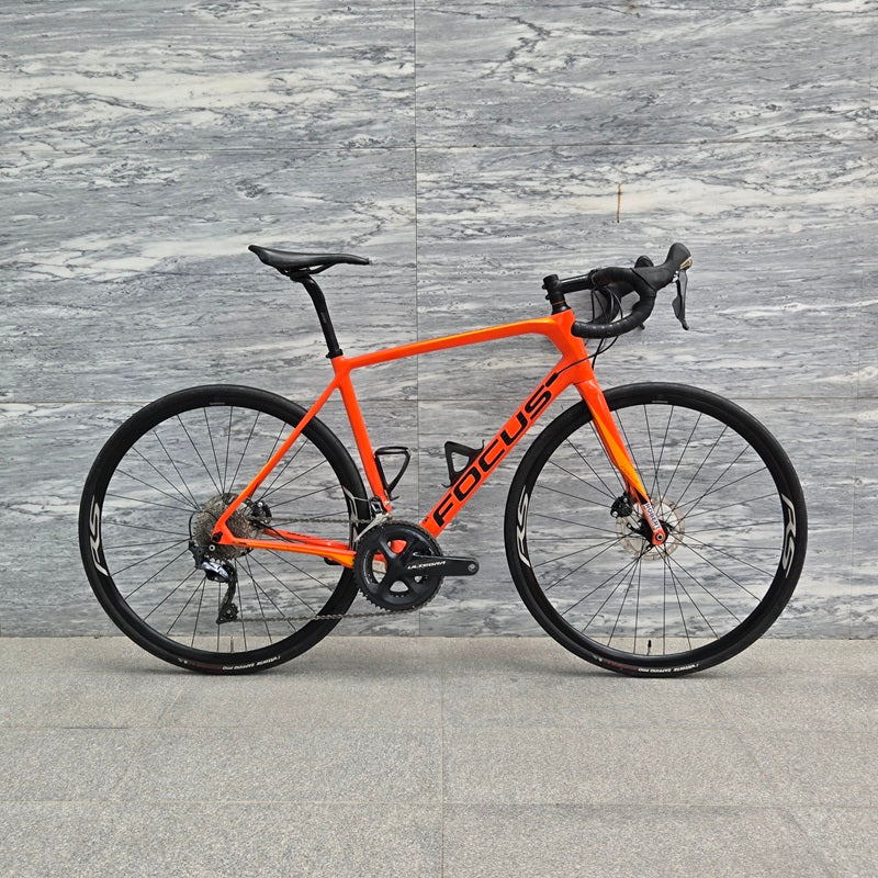 Focus Paralane Size 54/M (Used)