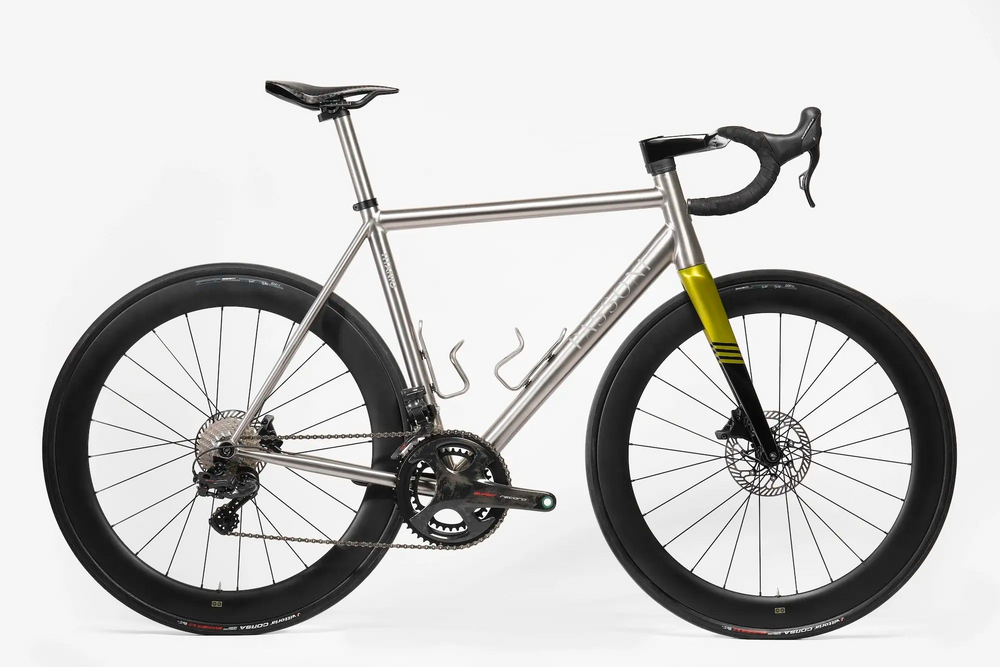 Passoni Titanio Disco : Titanium Bike